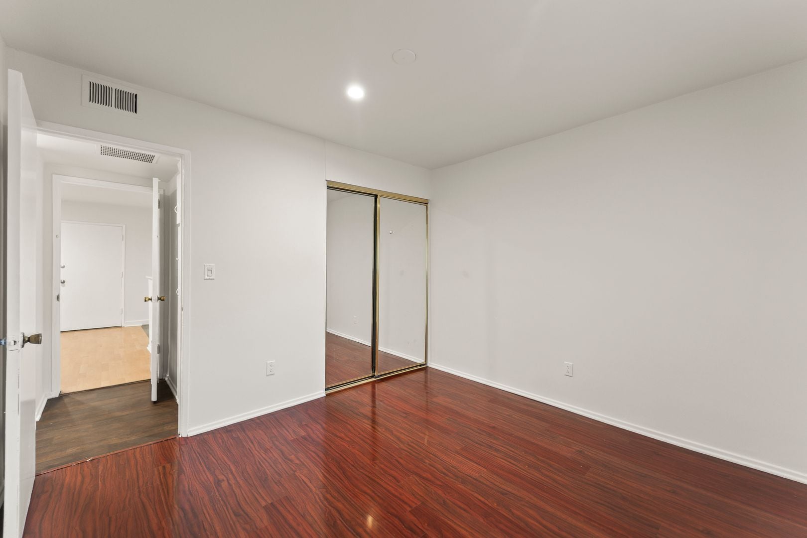 Building Photo - 5738 Woodman Ave