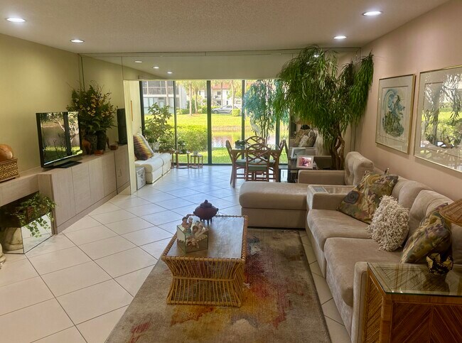 Building Photo - 21500 Cypress Hammock Dr