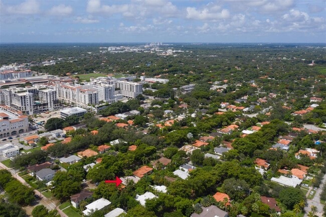 Building Photo - 229 Candia Ave