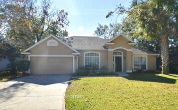 Building Photo - 277 Maplewood Dr