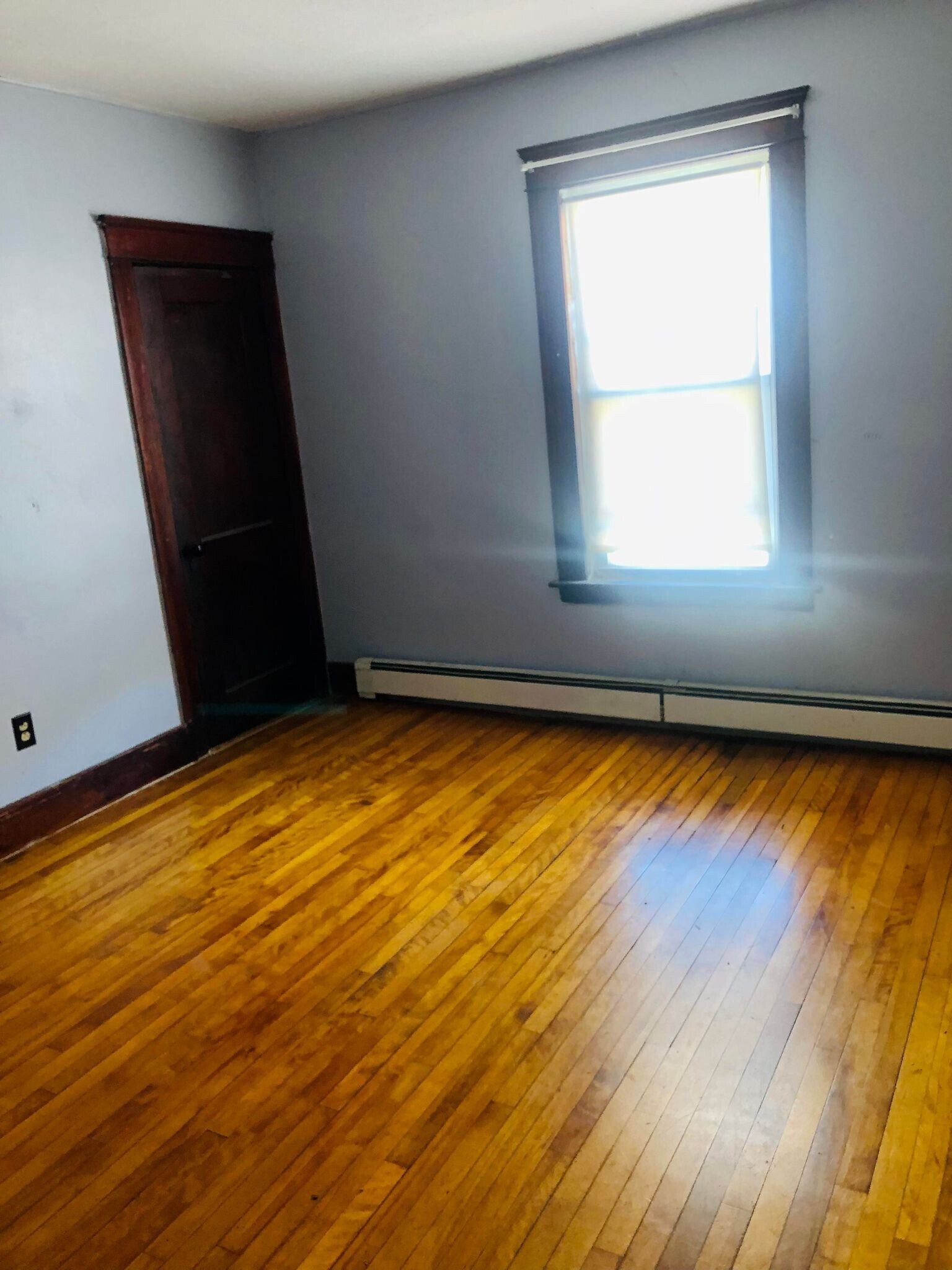 hardwood floors - 1 Alder St