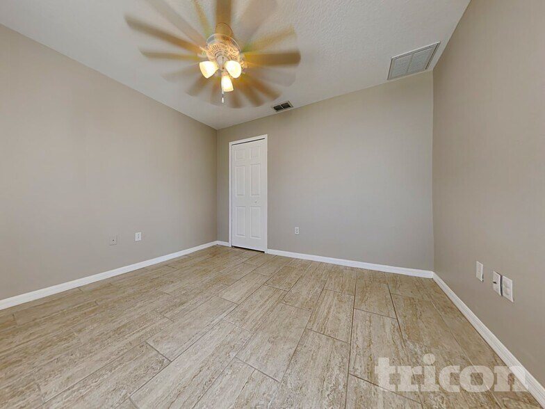 Building Photo - 4671 Sheringham Ct