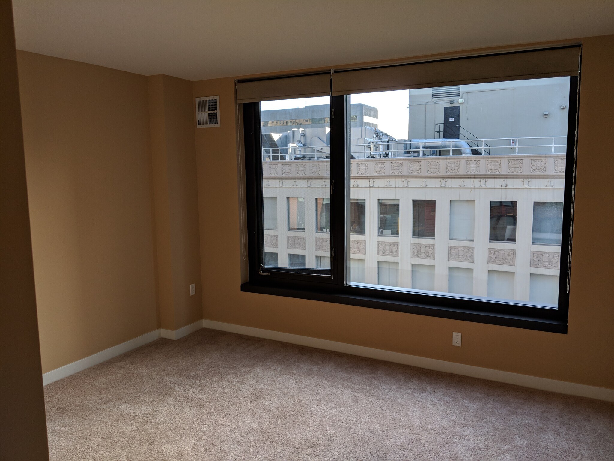 Bedroom - 199 New Montgomery St