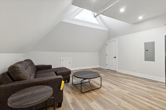 Building Photo - 1164 Terrace St