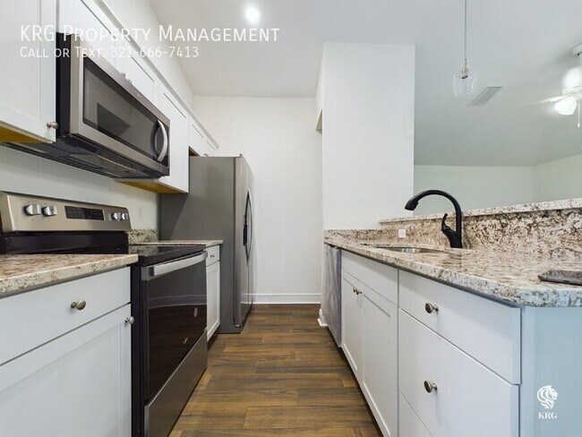 Building Photo - 8352 SE 158th Pl