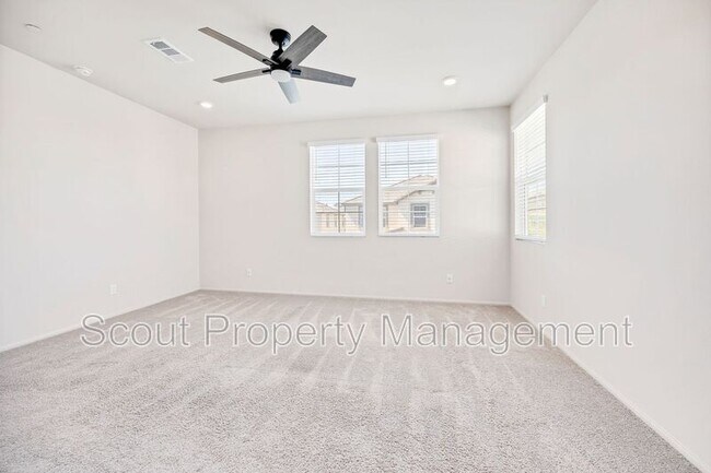 Building Photo - 40383 Birchfield Dr