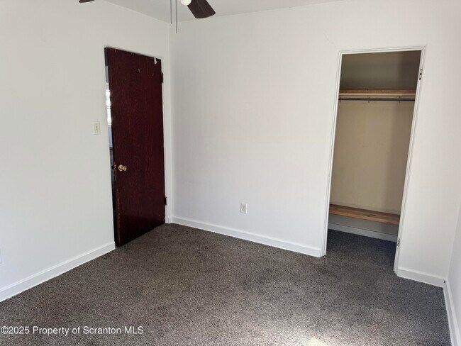 Building Photo - 1715 Pittston Ave