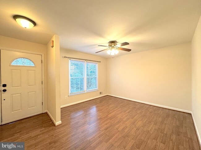 Building Photo - 2404 Albot Rd