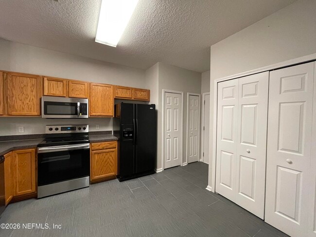 Building Photo - 7931 Melvin Rd