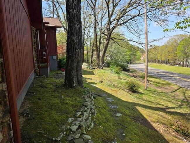 Building Photo - Contact Peggy Goodman 501 676 1758