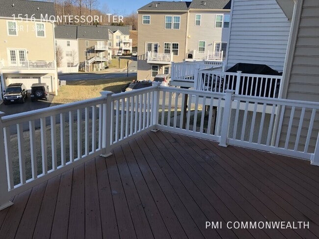 Building Photo - 1516 Montessori Terrace