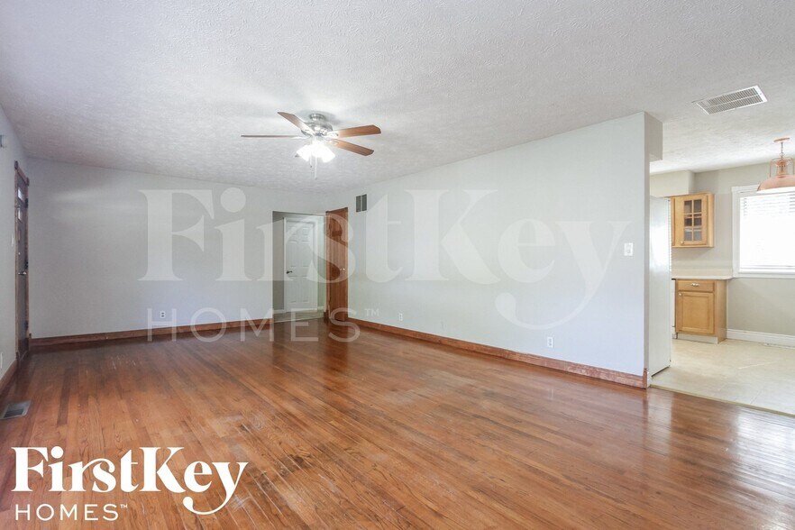 Building Photo - 6605 W 14th St