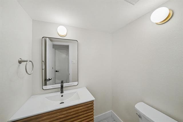 Building Photo - 2709 Oak Cir