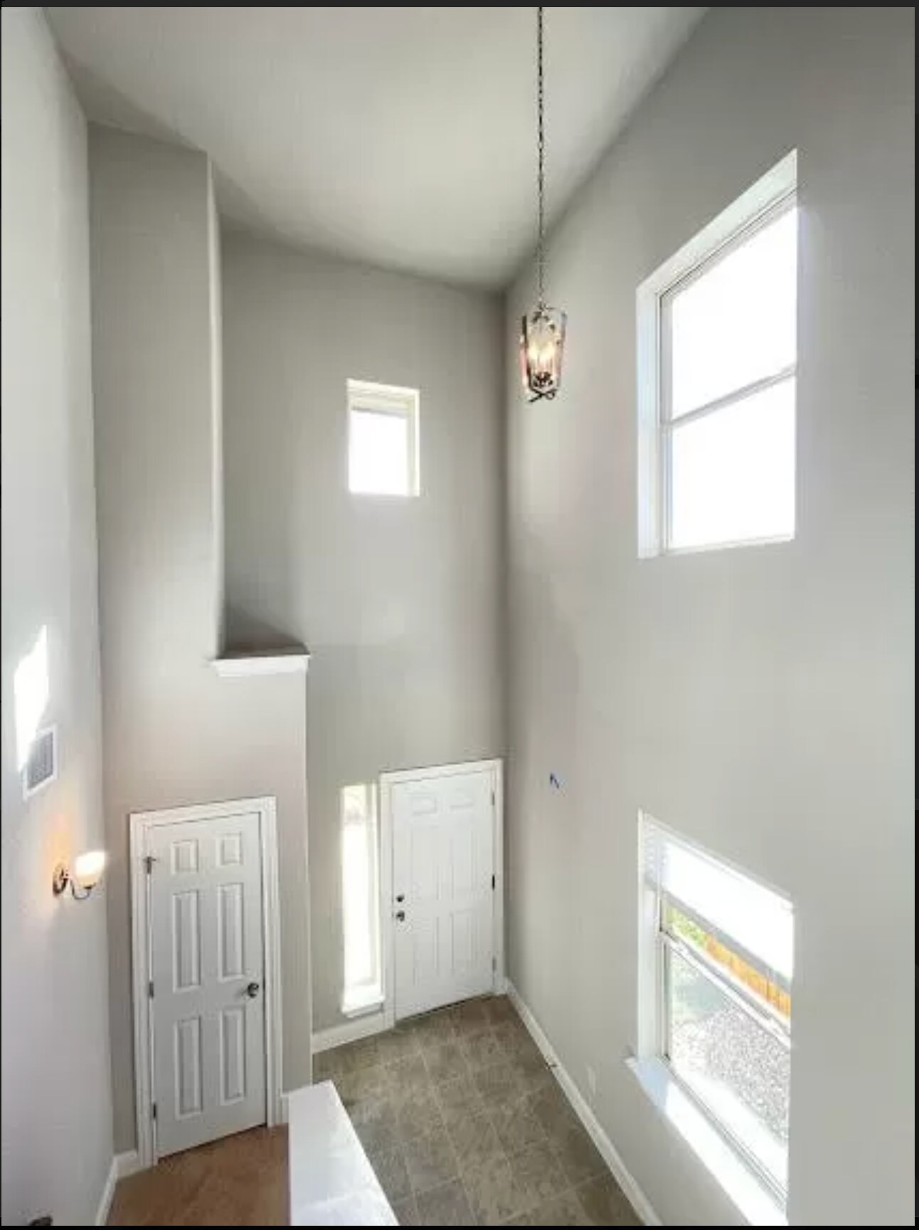 Building Photo - 200 Mayney Ln