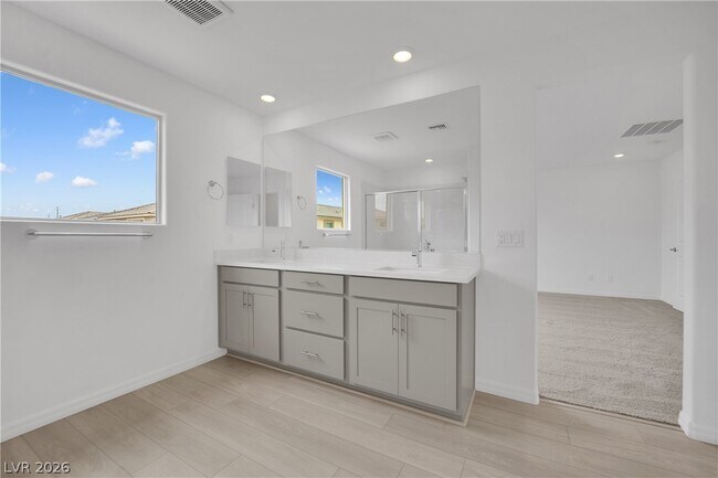 Building Photo - 5925 Obsidian Sky Ave