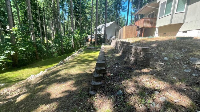 Building Photo - 2 Story Home in Clearwood Community