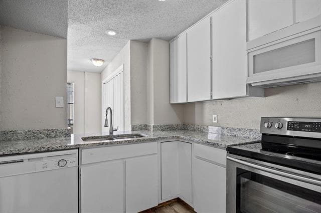 Building Photo - 5534 Boca Raton Blvd