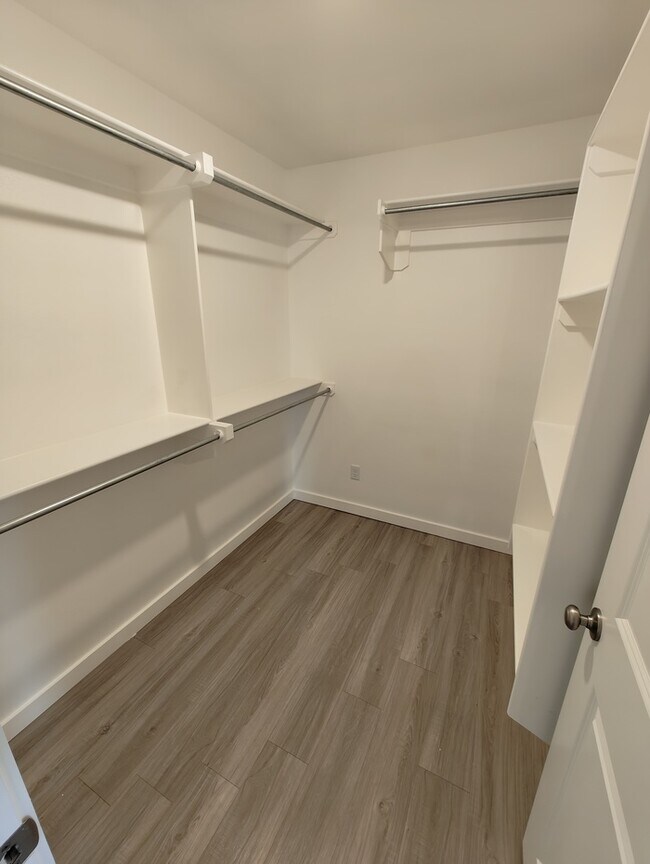 Building Photo - 3 bed 2 bath in Lone Star Trails!