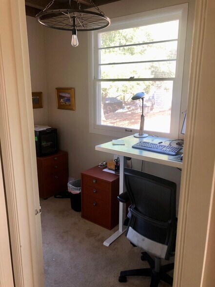 Office - 880 Cambridge Dr