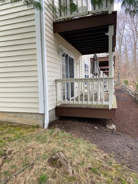 Building Photo - 20 Janet Cir