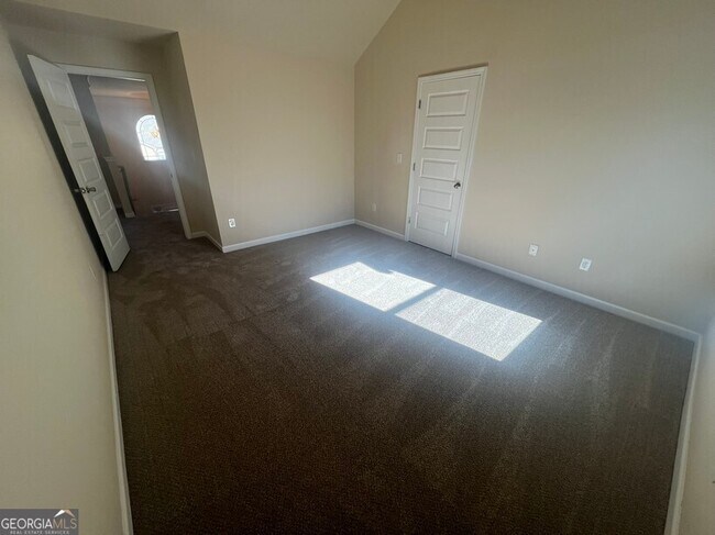 Building Photo - 130 Silver Peak Dr