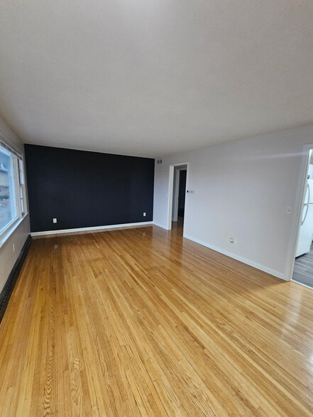 Building Photo - 2810 Andes Dr