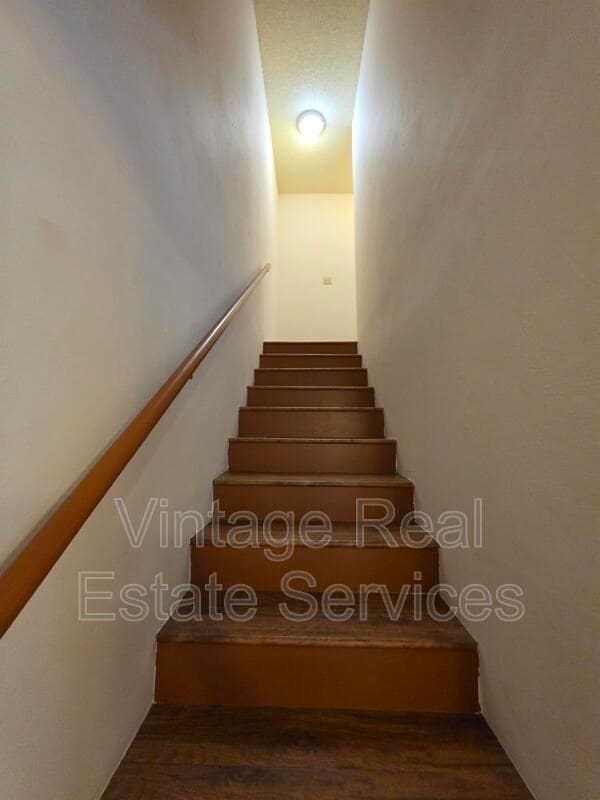 Building Photo - 5202 Sunridge Palms Dr