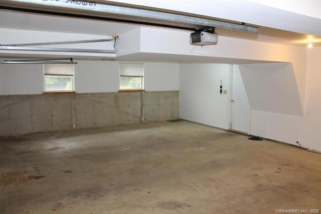 Building Photo - 183 Osborn Rd