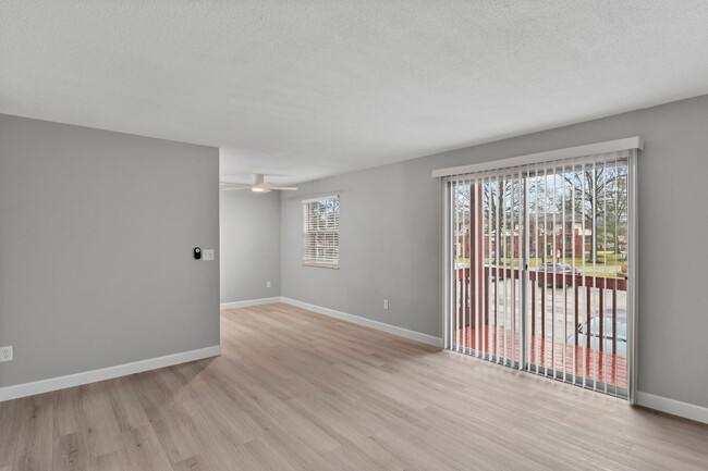 Building Photo - Kenwood: New Renovation! Spacious 2 Bedroo...