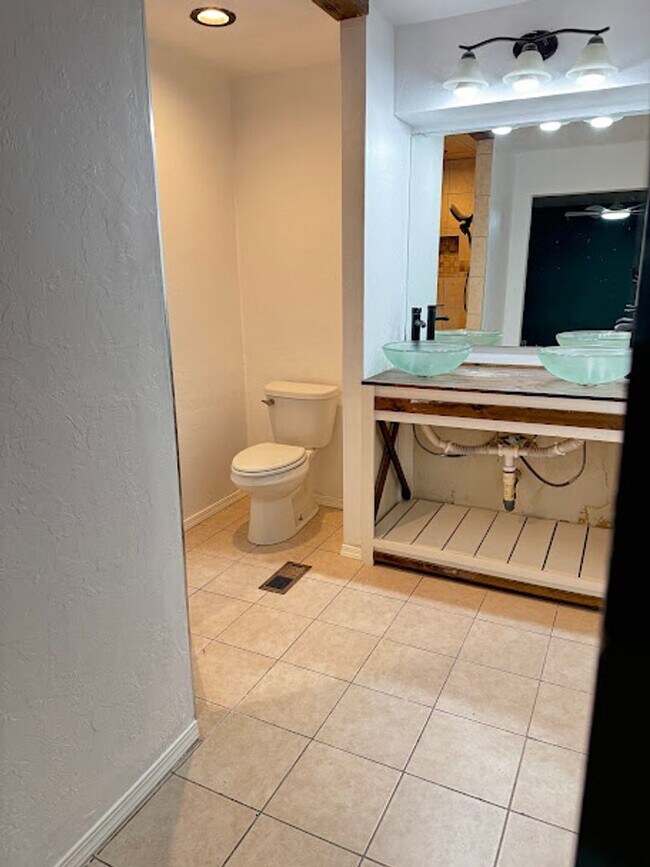 Building Photo - Charming 3-Bedroom, 2-Bath Home for Rent in Edmond – Prime Location!