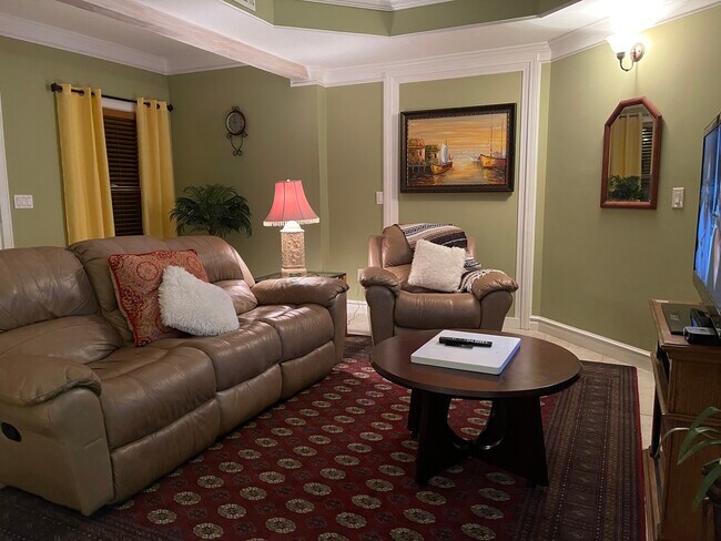 Building Photo - 1430 Juneau Way