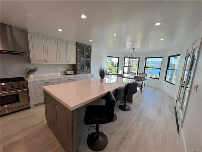 Building Photo - Stunning Lakefront Retreat in Gated Canyon...