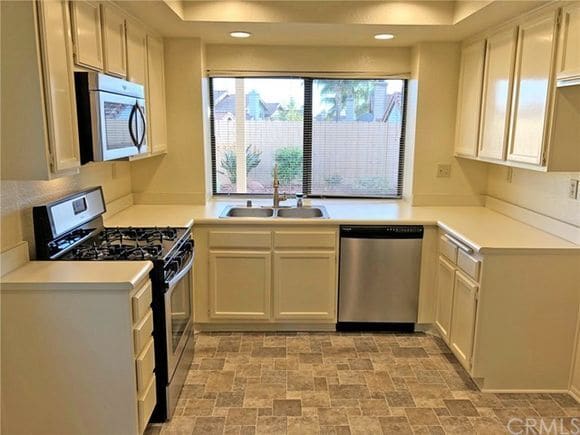 Building Photo - 10581 Sunburst Dr