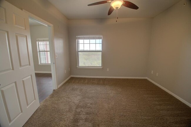 Building Photo - 2320 Gracy Farms Ln