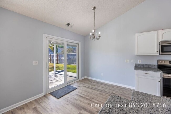 Building Photo - 106 Donovan Ct