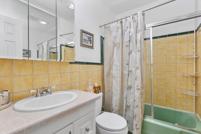 Building Photo - 500 Layne Blvd