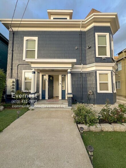 Primary Photo - 884 29th St