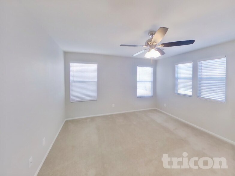 Building Photo - 9358 Shawnee Mission Ave