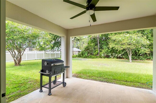 Building Photo - 64 Radcliffe Dr