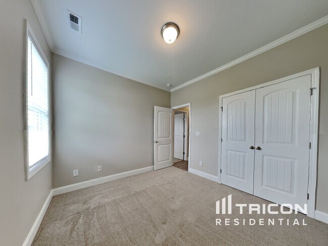 Building Photo - 112 Fish Whistle Ct
