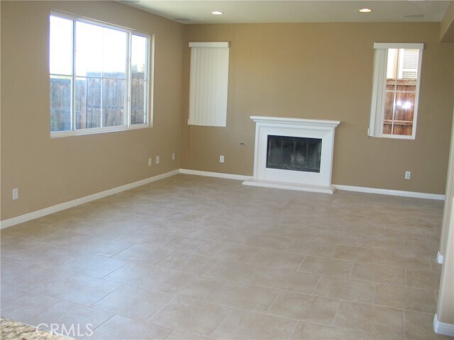 Building Photo - 27720 Elderberry St