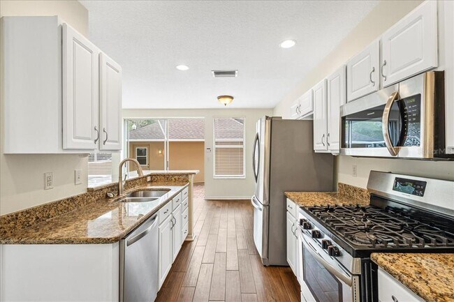 Building Photo - 9526 W Park Village Dr