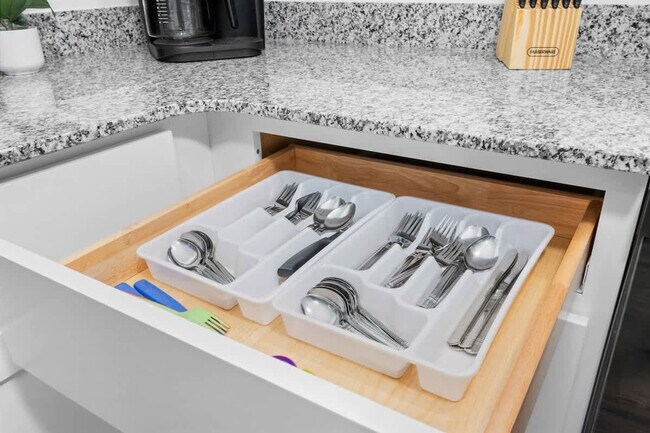 Building Photo - 13097 Scottville St