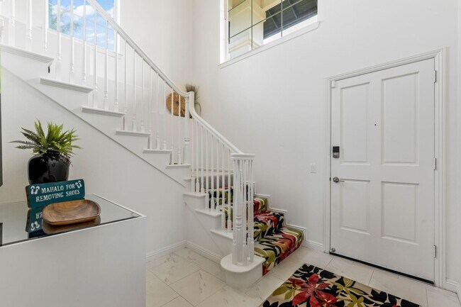 Building Photo - Experience Elevated Island Living in Wailea – Expansive Golf Course and Ocean View Furnished Luxu...