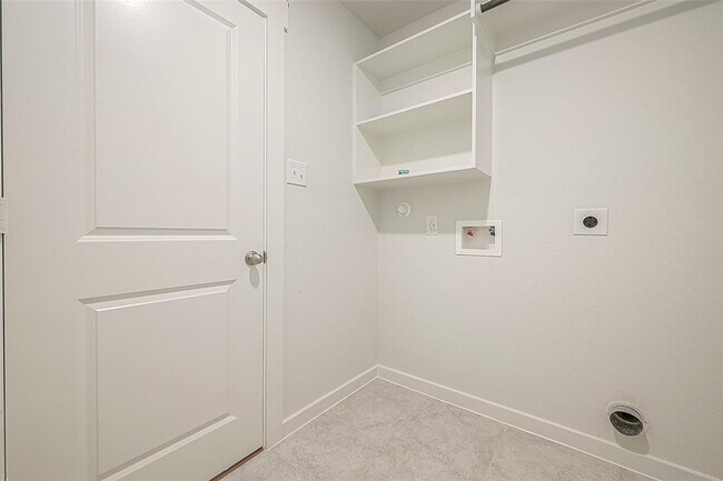 Building Photo - 7538 Coral Ter Dr