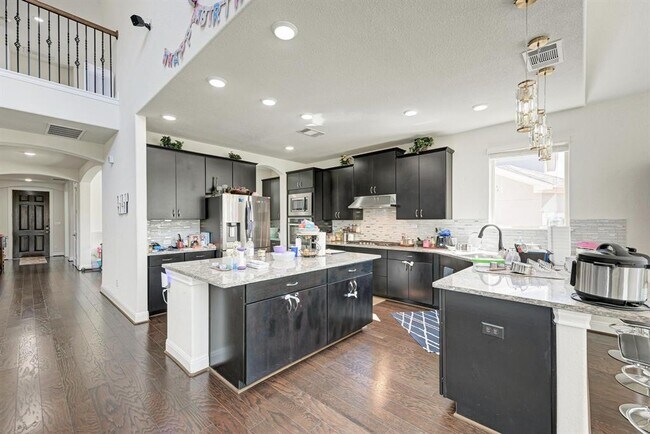 Building Photo - 5304 Cipriano Dr