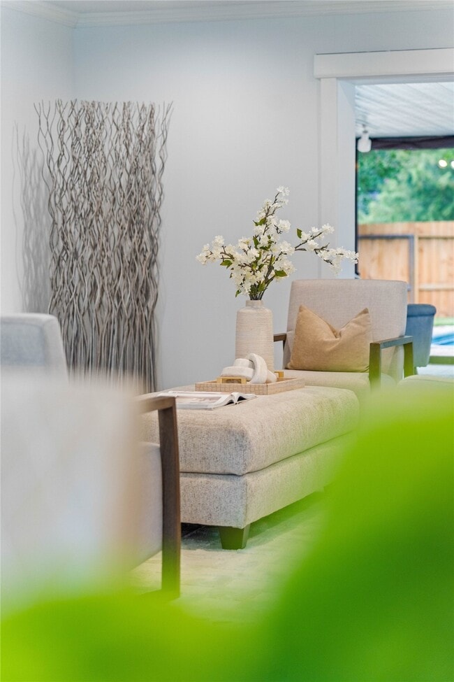 Building Photo - 9022 Quebec Dr