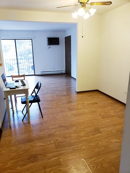 Building Photo - 1525 Norway Ln