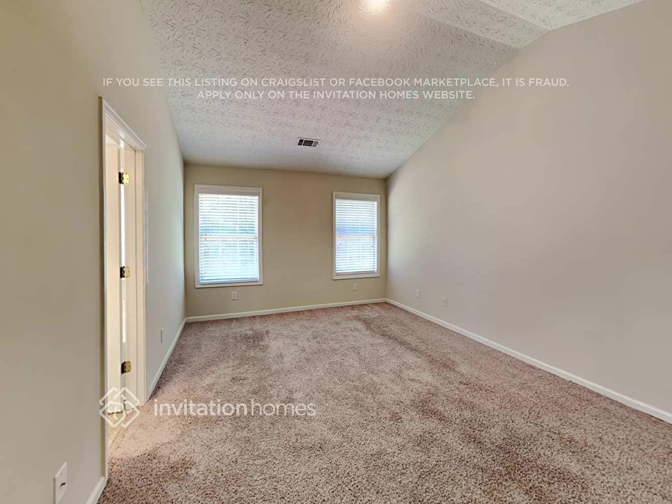 Building Photo - 10 Tabitha Ct