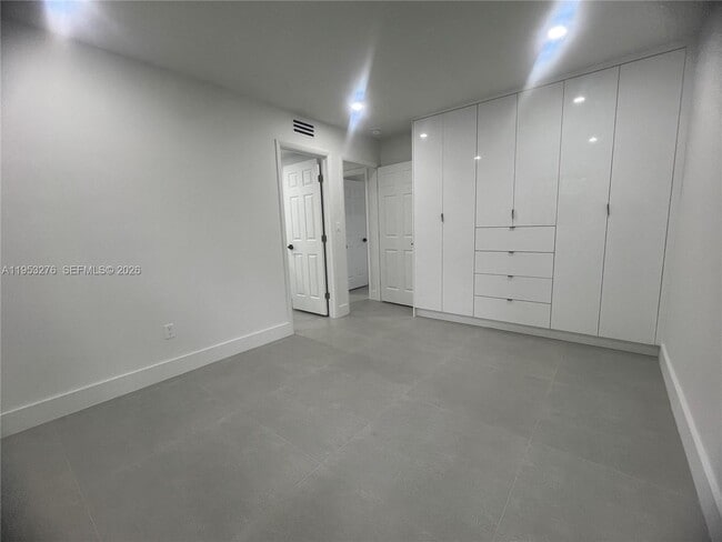 Building Photo - 13380 NW 32nd Ave